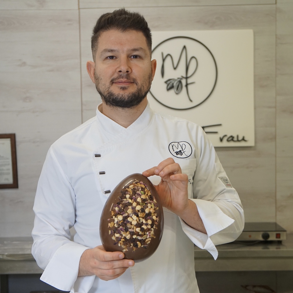 Uova di Pasqua in Sardegna: chi è il maître chocolatier Maurizio Frau